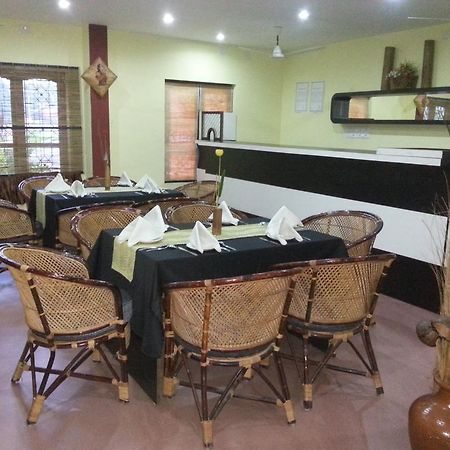 Aquarock Hotel Kazhakuttam Dış mekan fotoğraf