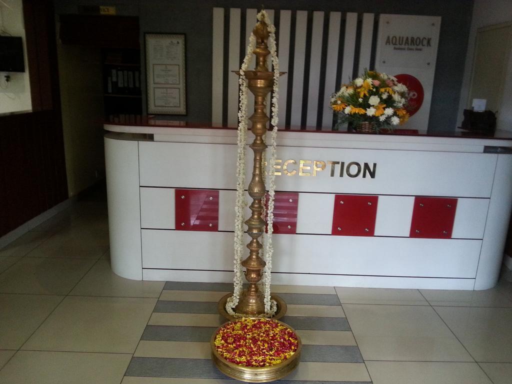 Aquarock Hotel Kazhakuttam Dış mekan fotoğraf