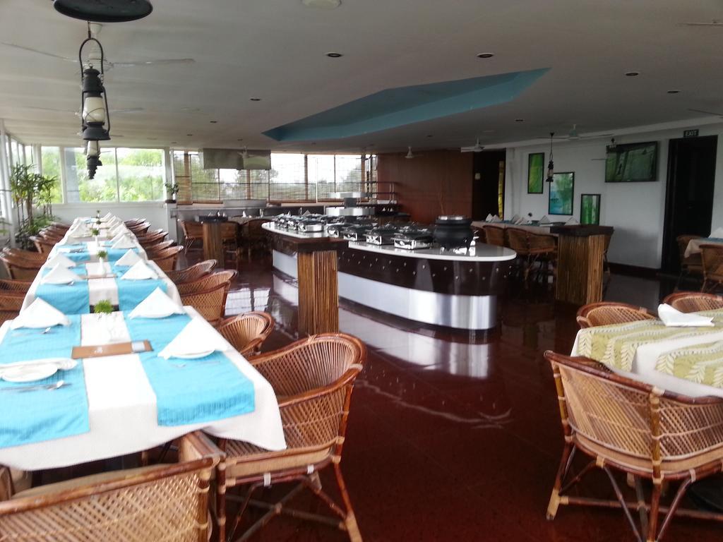 Aquarock Hotel Kazhakuttam Dış mekan fotoğraf