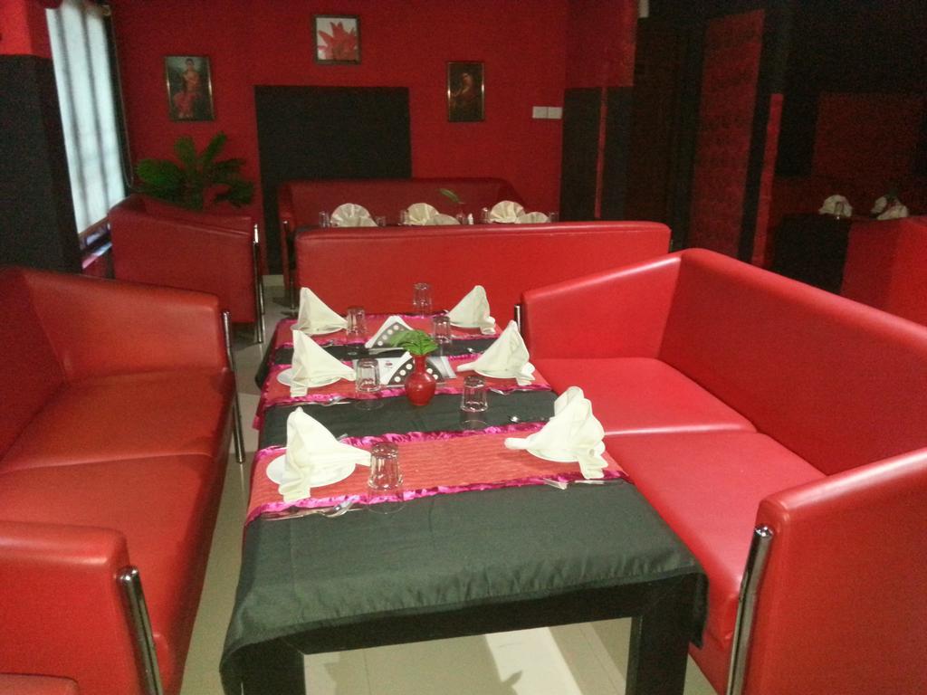 Aquarock Hotel Kazhakuttam Dış mekan fotoğraf